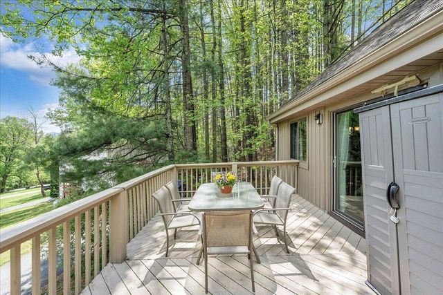 8664 Martins Creek RD, Roanoke, VA 24018