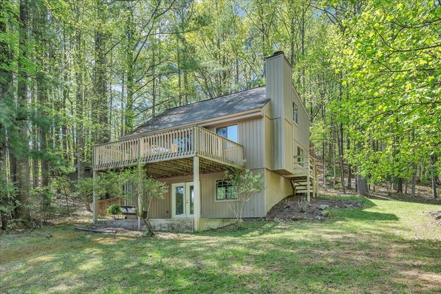 8664 Martins Creek RD, Roanoke, VA 24018