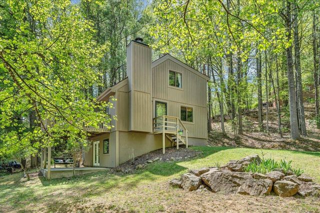 8664 Martins Creek RD, Roanoke, VA 24018