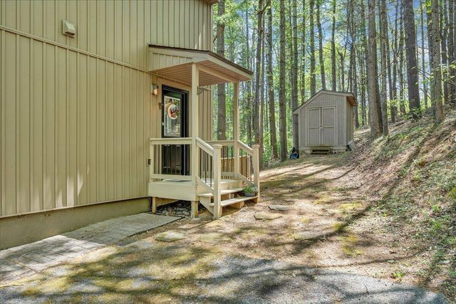 8664 Martins Creek RD, Roanoke, VA 24018
