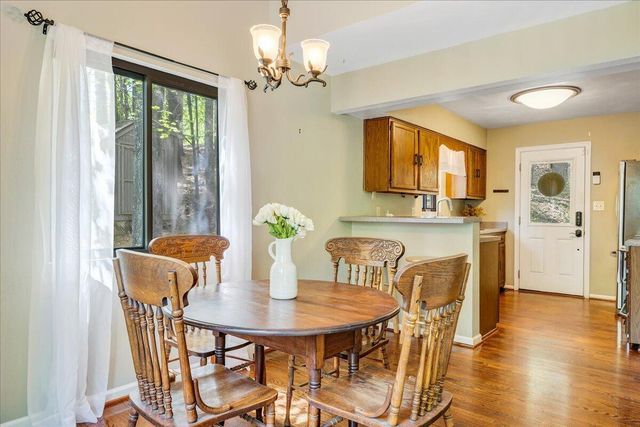 8664 Martins Creek RD, Roanoke, VA 24018