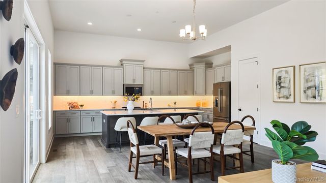 2069 Summit Loop 98, Carmel, NY 10512