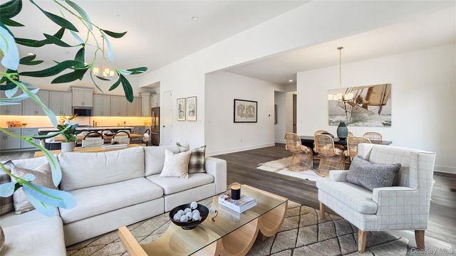 2069 Summit Loop 98, Carmel, NY 10512