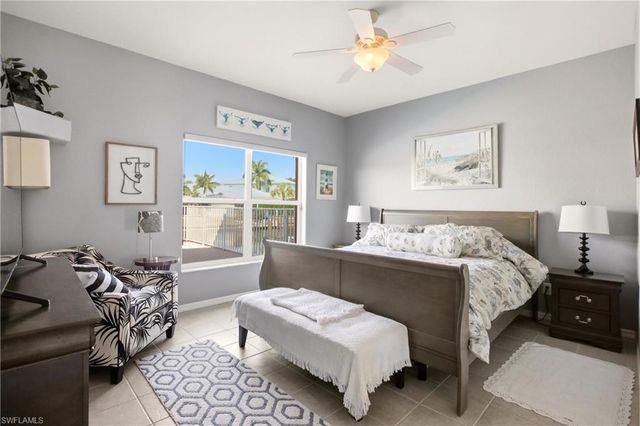 728 Victoria DR 101, Cape Coral, FL 33904