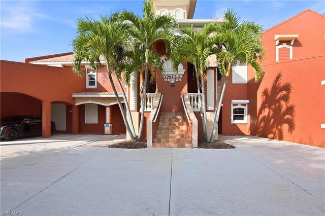 728 Victoria DR 101, Cape Coral, FL 33904