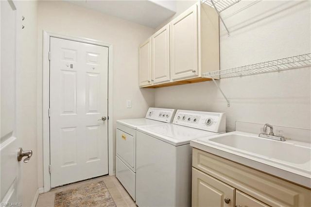 728 Victoria DR 101, Cape Coral, FL 33904