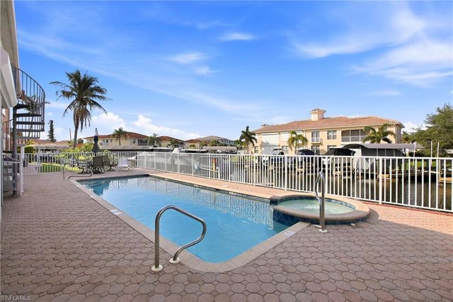 728 Victoria DR 101, Cape Coral, FL 33904