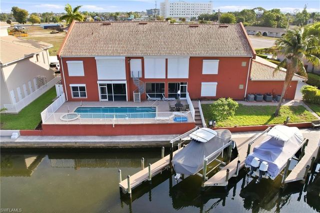 728 Victoria DR 101, Cape Coral, FL 33904