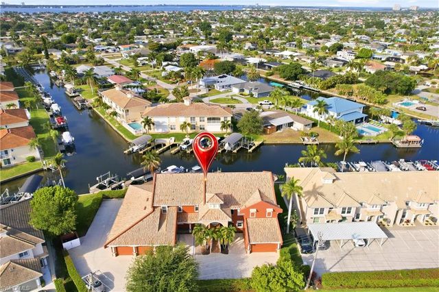 728 Victoria DR 101, Cape Coral, FL 33904