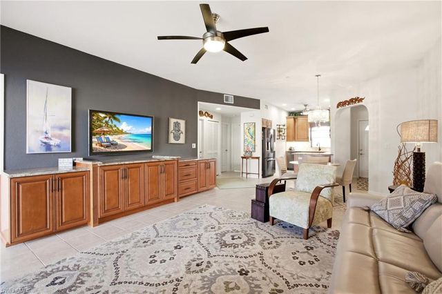 728 Victoria DR 101, Cape Coral, FL 33904