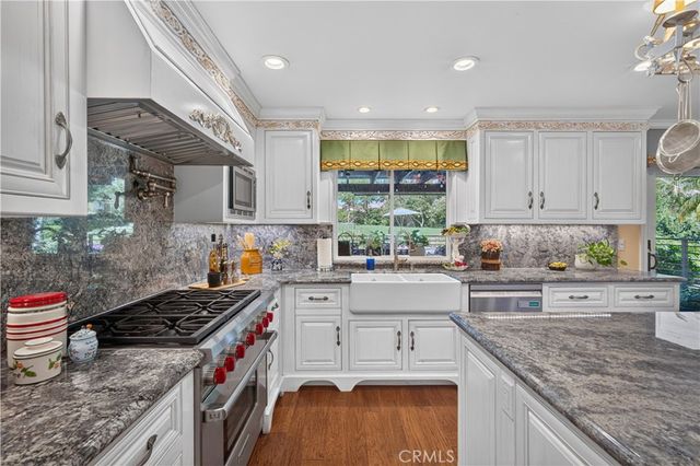 757 Quail Valley, West Covina, CA 91791