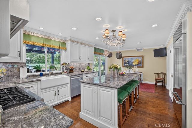 757 Quail Valley, West Covina, CA 91791