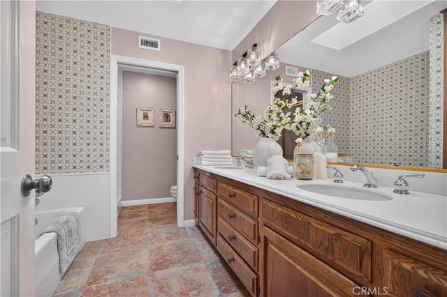 757 Quail Valley, West Covina, CA 91791