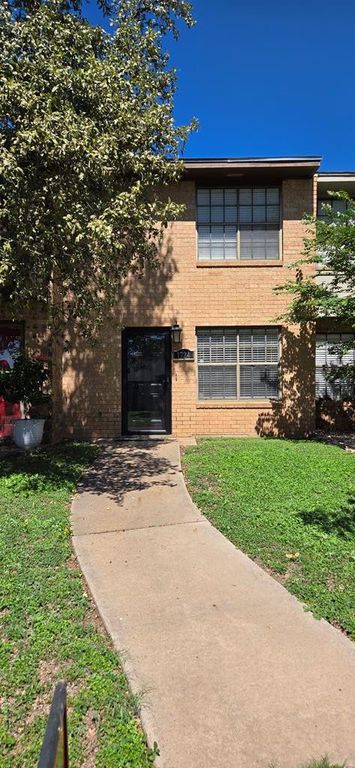 Image 1 of property listing at 1724 Utah Avenue, San Angelo, TX 76904