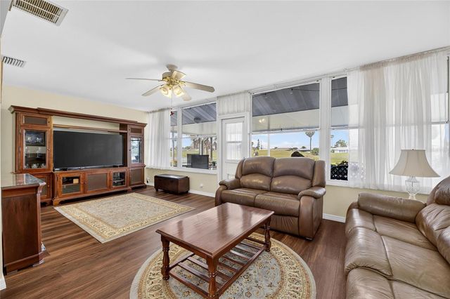 1302 DESERT HILLS DRIVE, Sun City Center, FL 33573