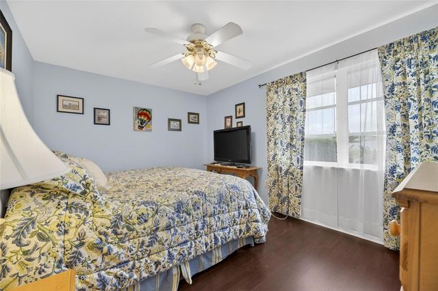 1302 DESERT HILLS DRIVE, Sun City Center, FL 33573