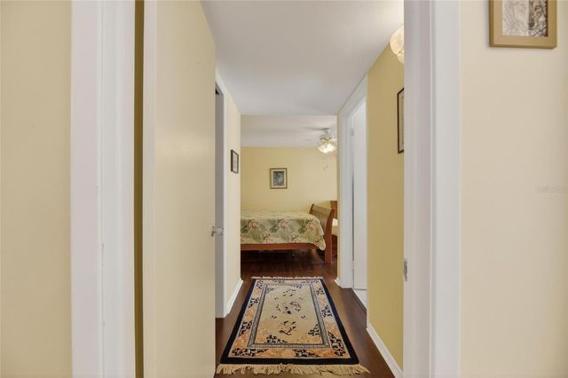 1302 DESERT HILLS DRIVE, Sun City Center, FL 33573