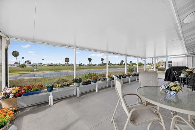 1302 DESERT HILLS DRIVE, Sun City Center, FL 33573