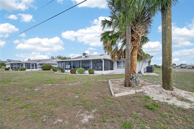 1302 DESERT HILLS DRIVE, Sun City Center, FL 33573