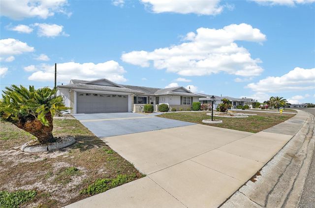 1302 DESERT HILLS DRIVE, Sun City Center, FL 33573