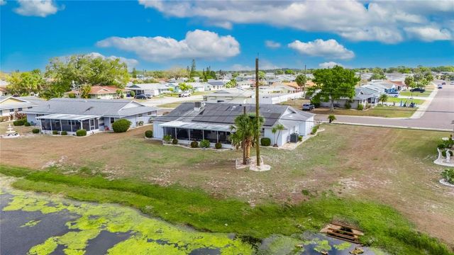 1302 DESERT HILLS DRIVE, Sun City Center, FL 33573