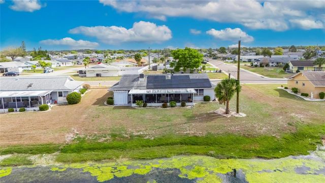 1302 DESERT HILLS DRIVE, Sun City Center, FL 33573