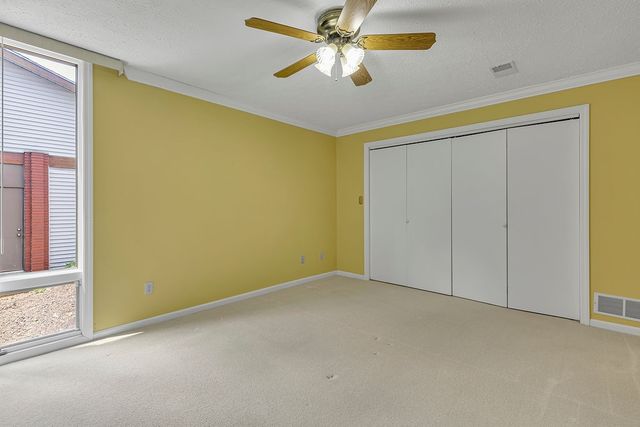 300 6th St 4, Beaver, PA 15009