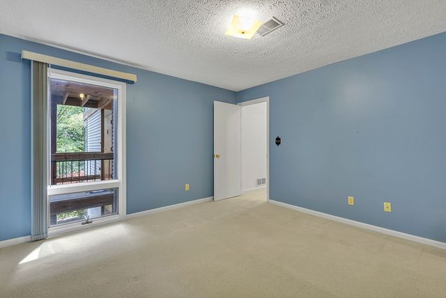 300 6th St 4, Beaver, PA 15009