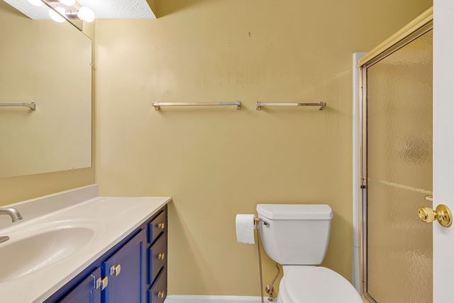 300 6th St 4, Beaver, PA 15009