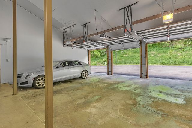 300 6th St 4, Beaver, PA 15009