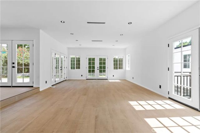536 Hampton Road, Burbank, CA 91504