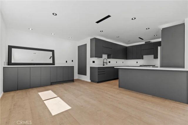 536 Hampton Road, Burbank, CA 91504