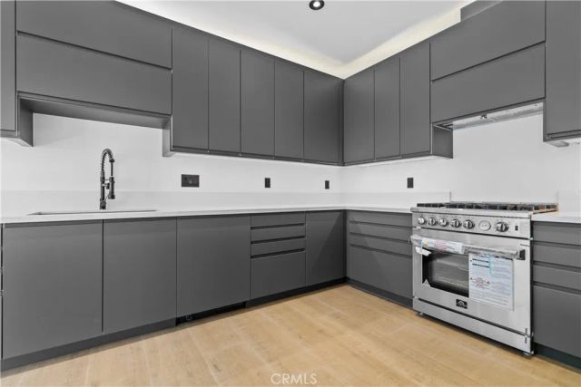 536 Hampton Road, Burbank, CA 91504