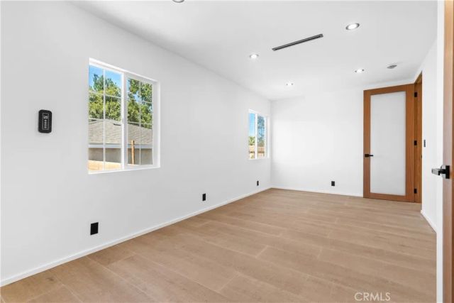 536 Hampton Road, Burbank, CA 91504