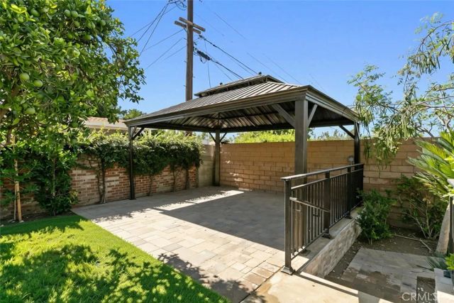 536 Hampton Road, Burbank, CA 91504
