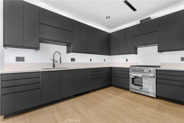 536 Hampton Road, Burbank, CA 91504