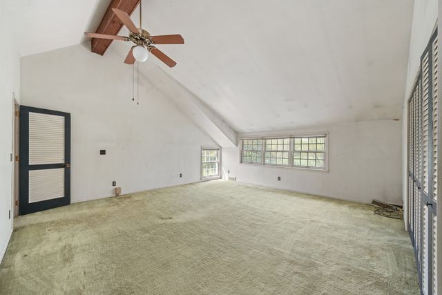 1977 County Line Road, Sandwich, IL 60548