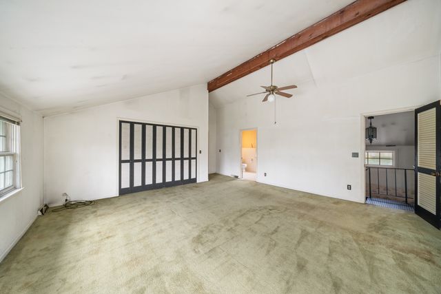 1977 County Line Road, Sandwich, IL 60548