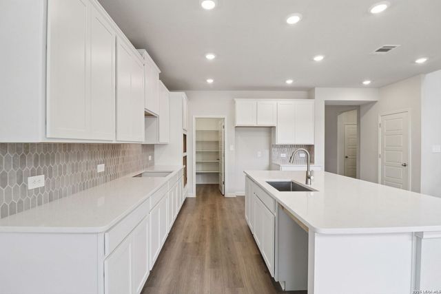 29503 Arrowtooth Blvd, Boerne, TX 78006