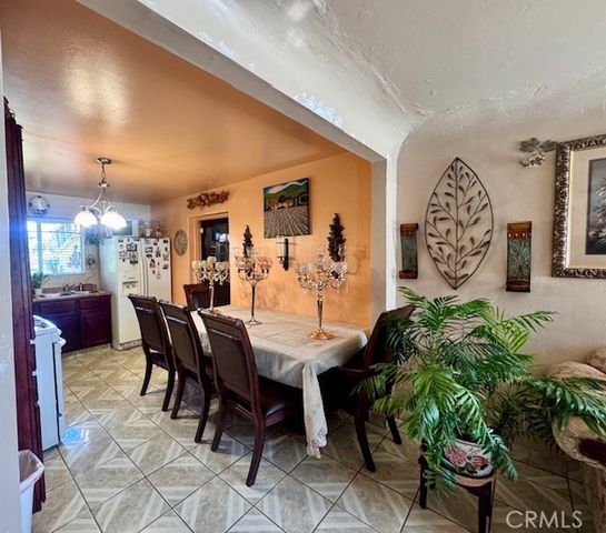 1105 Austin Street, Madera, CA 93638