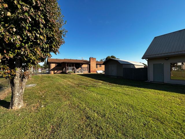 411 Boat Dock Road, Somerset, KY 42501