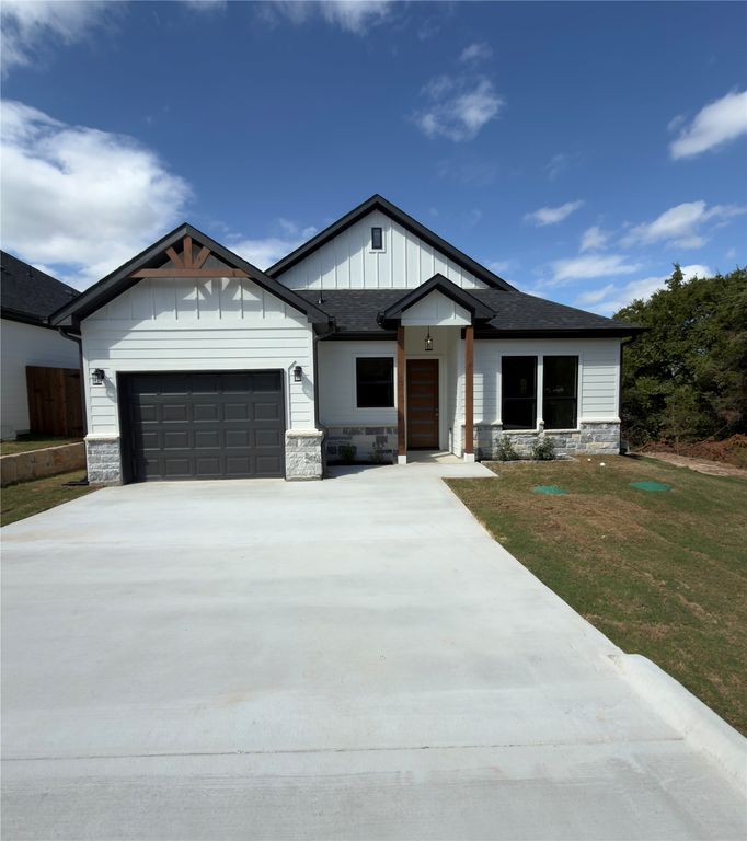 3410 Brazos River Drive, Granbury, TX 76048 — photo 2