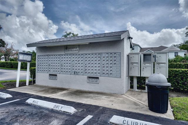 1716 PINE RIDGE ROAD F1, Sanford, FL 32773