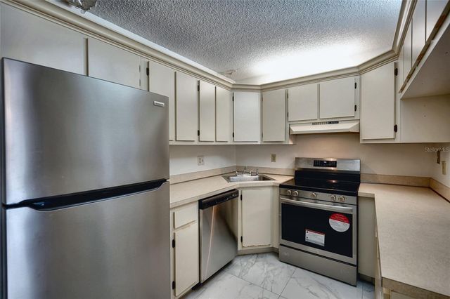 1716 PINE RIDGE ROAD F1, Sanford, FL 32773