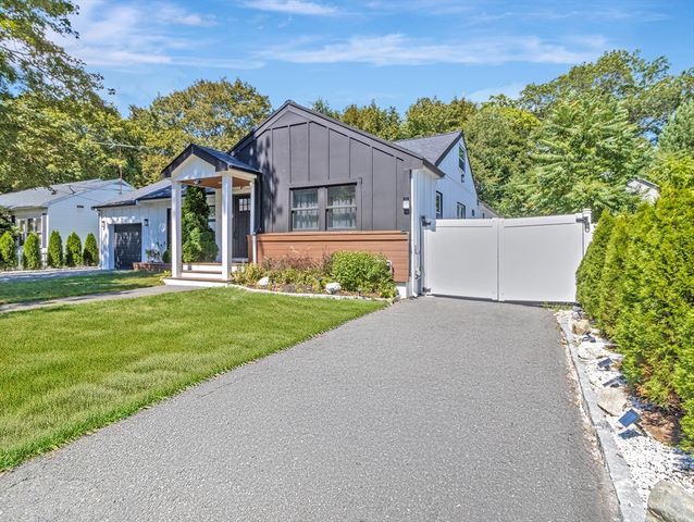 15 Appleton Street, Saugus, MA 01906