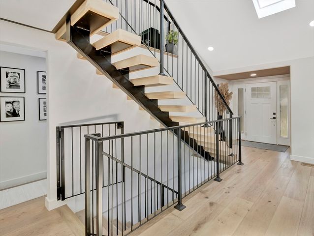15 Appleton Street, Saugus, MA 01906
