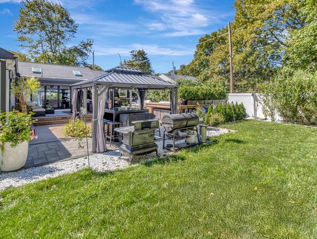 15 Appleton Street, Saugus, MA 01906