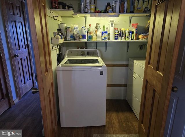 169 CRABTREE DR, Levittown, PA 19055