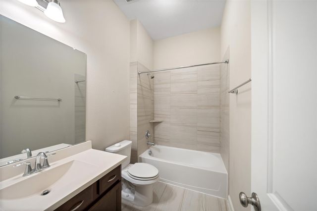 262 Pleasant Hill Way, Conroe, TX 77304