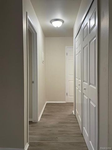 19250 Wick Road 216, Allen Park, MI 48101